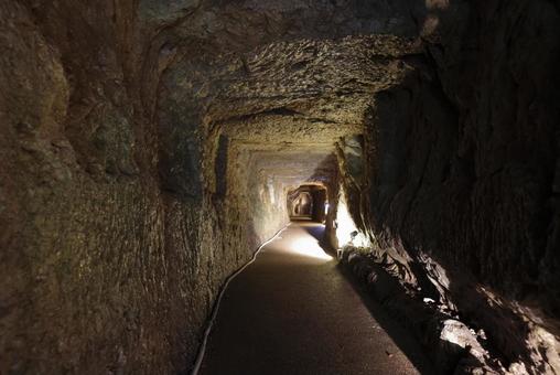 世界遺産・石見銀山の龍源寺間歩 世界遺産・石見銀山の龍源寺間歩の写真