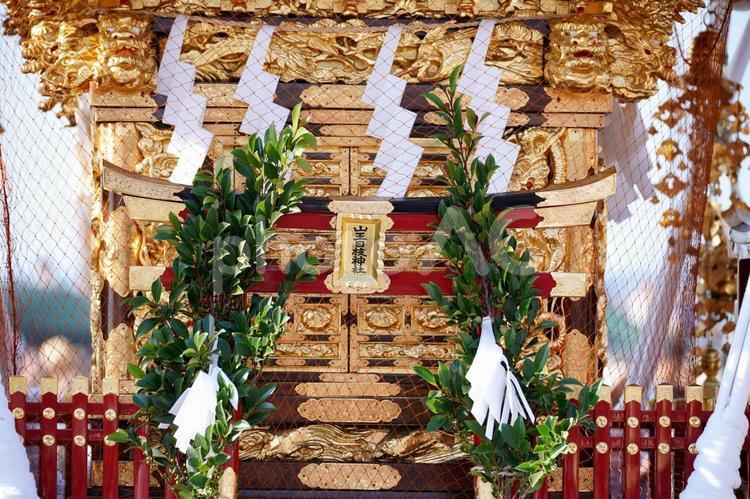 御輿の細部と装飾 浜降祭,夏祭り,賑わいの写真素材