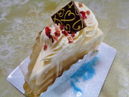 バタークリームケーキ バタークリームケーキの写真