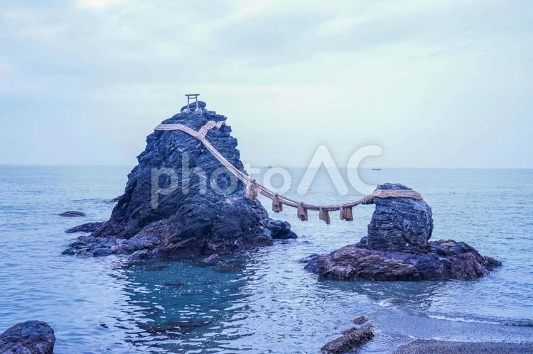 伊勢　二見興玉神社の夫婦岩 屋外で,日本,ドライブの写真素材