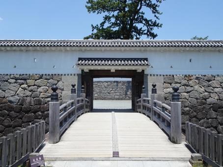 Photo, odawara castle, live bridge, copper gate masugata inner partition gate, 