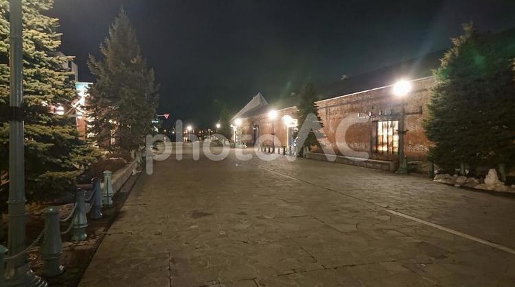 函館　夜景レンガ倉庫街 函館駅,函館,北海道の写真素材