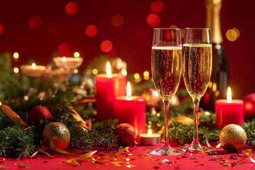 クリスマスパーティーのシャンパン クリスマスパーティーのシャンパンの写真
