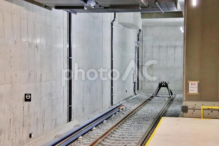 夢洲駅の線路（大阪万博最寄駅・大阪市） 夢洲駅,夢洲,線路の写真素材