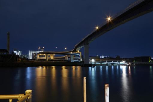 千本松大橋 めがね橋 夜景 千本松大橋 めがね橋 夜景 千本松大橋,めがね橋,夜景の写真素材