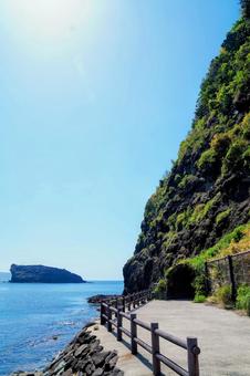 島根半島の名勝・加賀の潜戸 島根半島の名勝・加賀の潜戸の写真