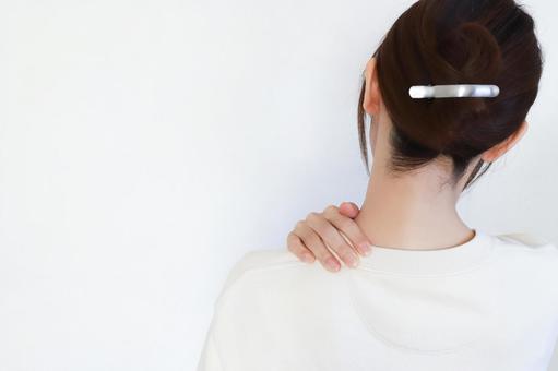肩凝りの女性　疲労イメージ 肩凝り,肩,疲れの写真素材