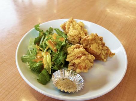Fried chicken and salad on the table, JPG Fried chicken and salad on the table, JPG