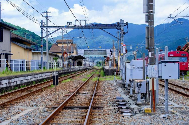 播但線・寺前駅・長谷駅 鉄道,ローカル路線,線路の写真素材