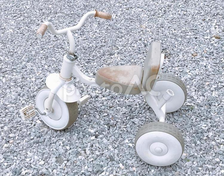 三輪車 三輪車,三輪車ペダル,ペダルの写真素材