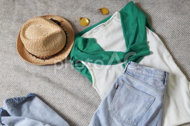 夏のファッション　コーディネート ファッション,洋服,コーディネートの写真素材