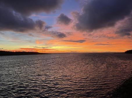 夕焼け海空 橋,空,自然の写真素材