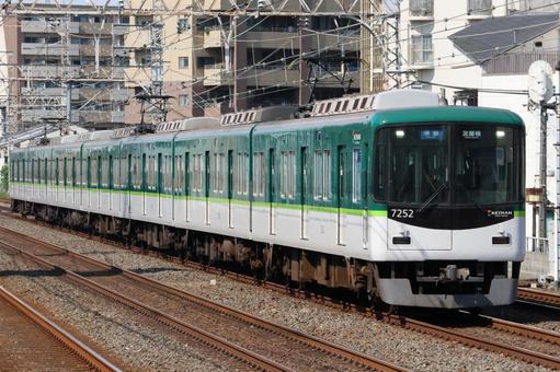 京阪7200系 京阪7200系の写真