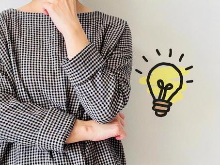 良いアイデアが思い浮かぶ女性 女性,ひらめく,気づくの写真素材