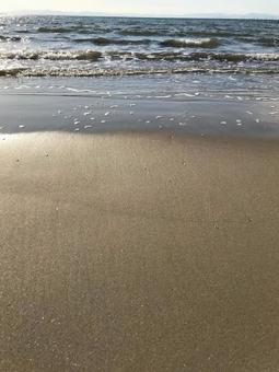 砂浜と波 砂浜と波の写真