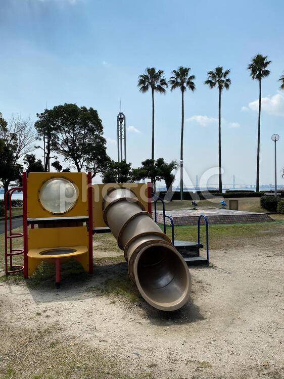 公園の滑り台 公園,滑り台,子供の写真素材