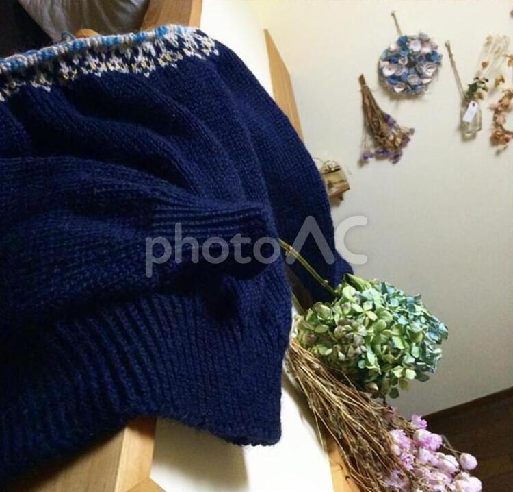 編みかけのセーター 衣類,室内装飾,流行の写真素材