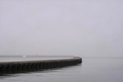 霧と北海道の海 14923 霧と北海道の海 14923の写真