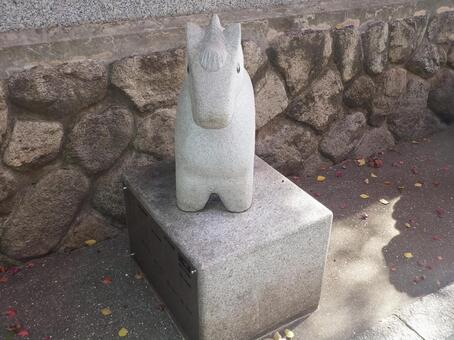 保久良神社の十二支の石像　ウマ 午,馬,ウマの写真素材