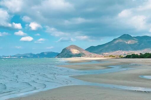 風紋が残る穏やかな砂浜風景 ビーチ,海,海岸の写真素材
