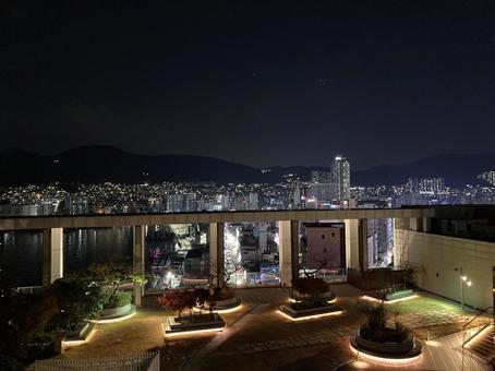 釜山　夜景 釜山,busan,街並みの写真素材