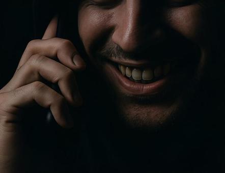 オレオレ詐欺男 オレオレ詐欺男の写真