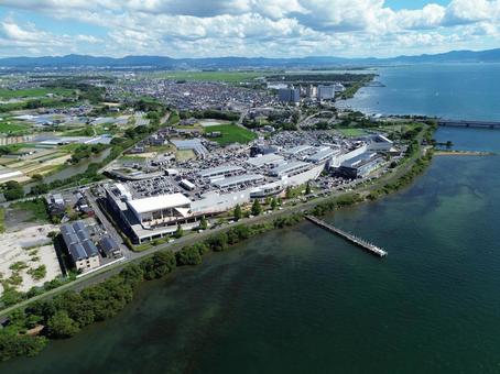 琵琶湖沿い守山市のショッピングモール 琵琶湖沿い守山市のショッピングモール 琵琶湖,ピエリ守山,ショッピングモールの写真素材