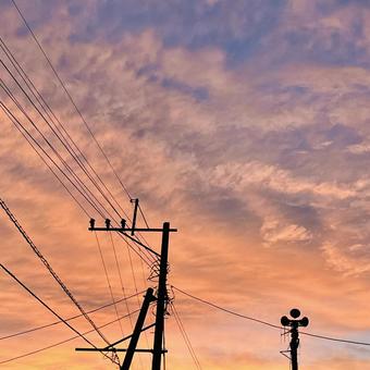 夕陽と電柱 夕陽と電柱の写真