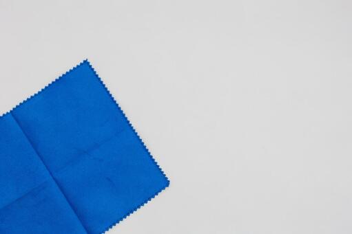 青いクロスと白背景、メンテナンス　清掃 清掃,掃除,メンテナンスの写真素材