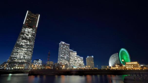 優雅な夜景 みなとみらい,横浜,観覧車の写真素材