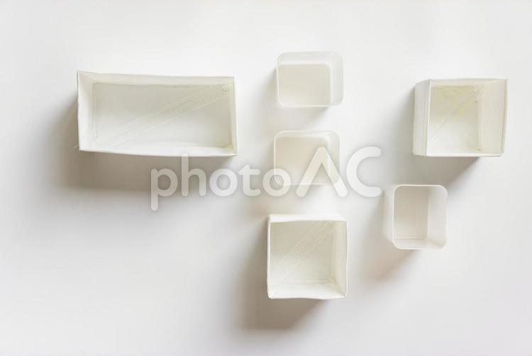 小さい正方形と長方形の箱 箱,白,整理の写真素材