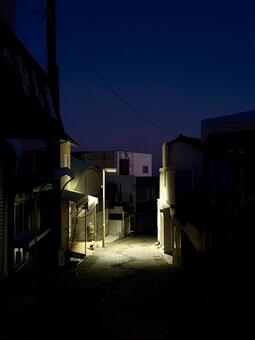 真夜中の東尋坊商店街 夜中,夏,早朝の写真素材