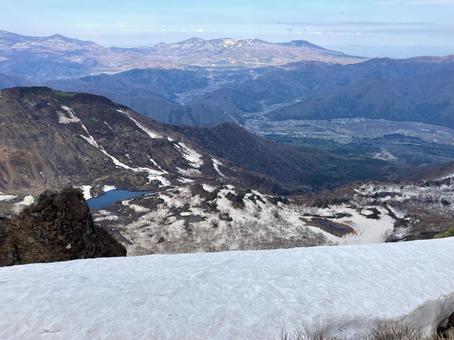 View from the snow-covered summit of Mount Bandai 2, JPG View from the snow-covered summit of Mount Bandai 2, JPG