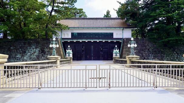 東京都にある皇居正門の石垣と橋 皇居,正門,西の丸大手門の写真素材