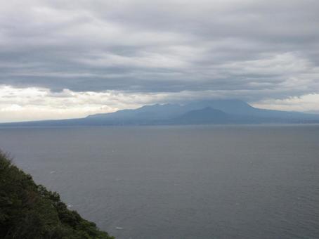 島根県-地蔵崎から望む大山 島根県-地蔵崎から望む大山の写真