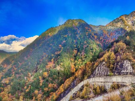 高瀬渓谷の高瀬ダム 山,渓谷,ダムの写真素材