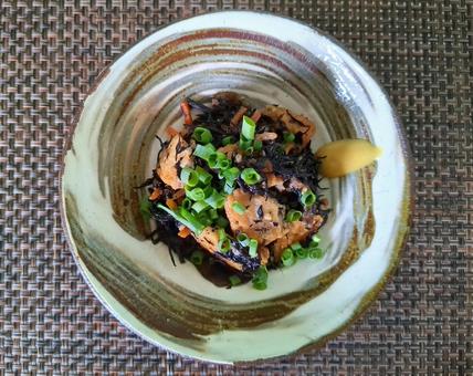 ひじきと角天の和え物（ハイアングル） ひじき,角天,和え物の写真素材