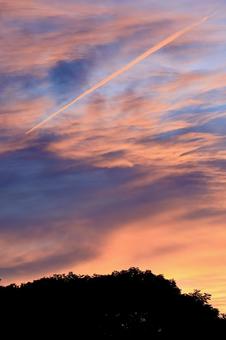 夕空 夕焼け,爆焼け,空の写真素材