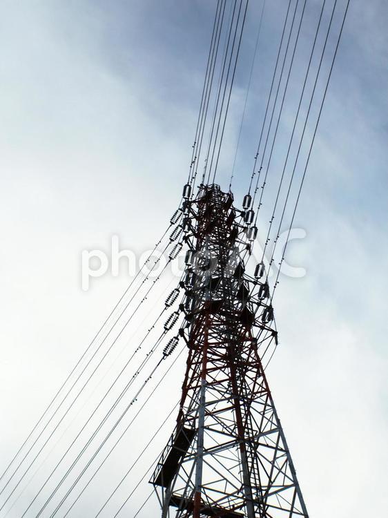 鉄塔がある風景 鉄塔,送電線,電線の写真素材