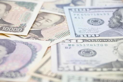 ドル紙幣 日本円 ドル紙幣,日本円,お金の写真素材