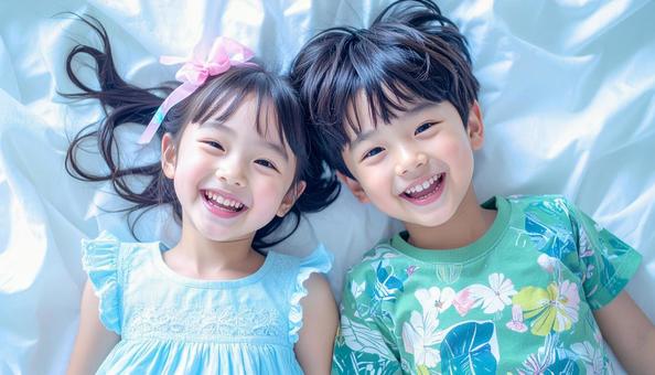 笑顔の子供たち 笑顔の子供たちの写真