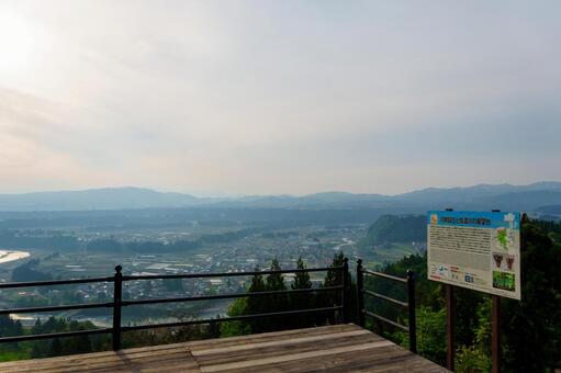 250516津南町川の展望台 新潟県,中魚沼郡,津南町の写真素材
