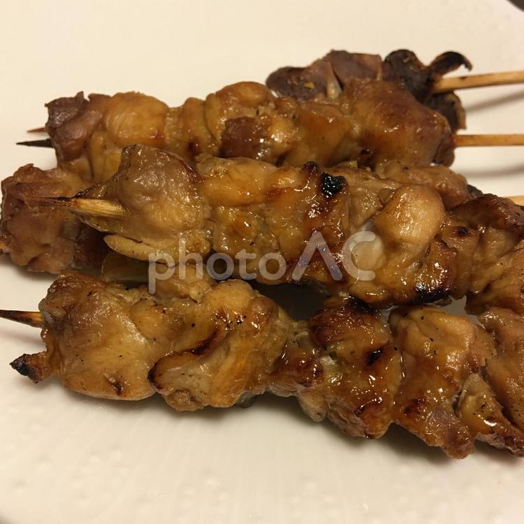 やきとり① 焼き鳥,たれ,塩の写真素材