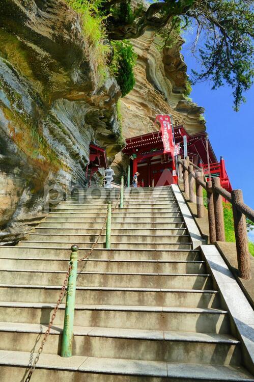 南房総　崖観音の景観　1２ お寺,きれい,キレイの写真素材