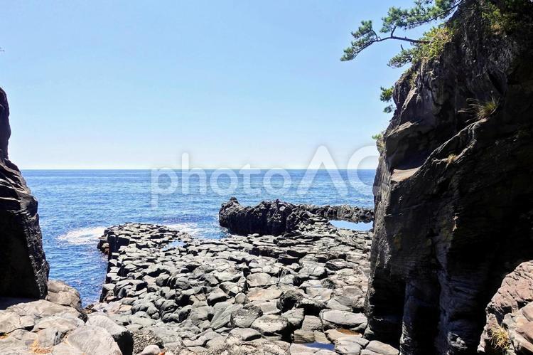 伊豆ジオパークの自然の絶景 伊豆ジオパーク,水平線,青空の写真素材