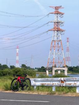 桑名の鉄塔群2 鉄塔,電線,送電の写真素材