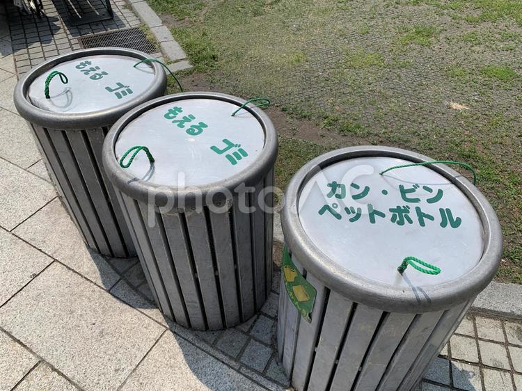 大通公園のゴミ箱 大通公園,公園,札幌の写真素材