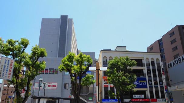 行徳駅・駅前の街並み（千葉県・市川市） 夏,東西線,行徳駅の写真素材
