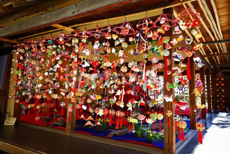 京王百草園の松連庵の艶やかな雛飾り 雛飾り,京王百草園,松連庵の写真素材