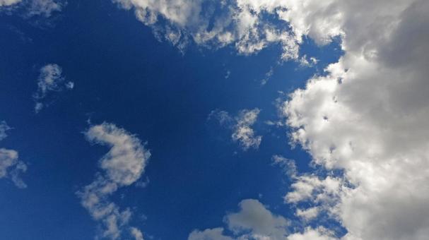 青空と白い雲 青空と白い雲の写真